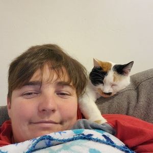 Meet your Posher, Annie